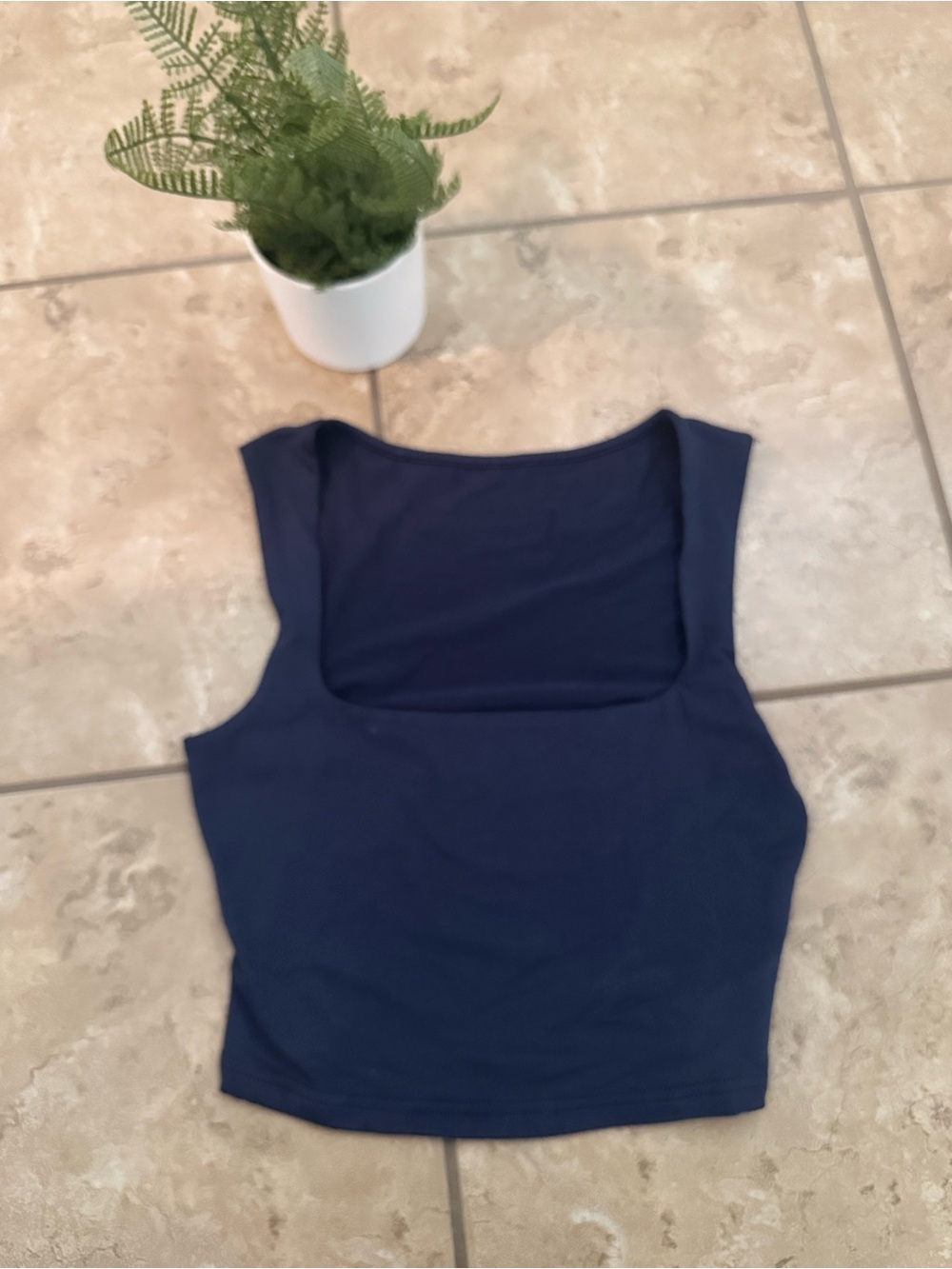 NAVY SQUARE NECK TANK